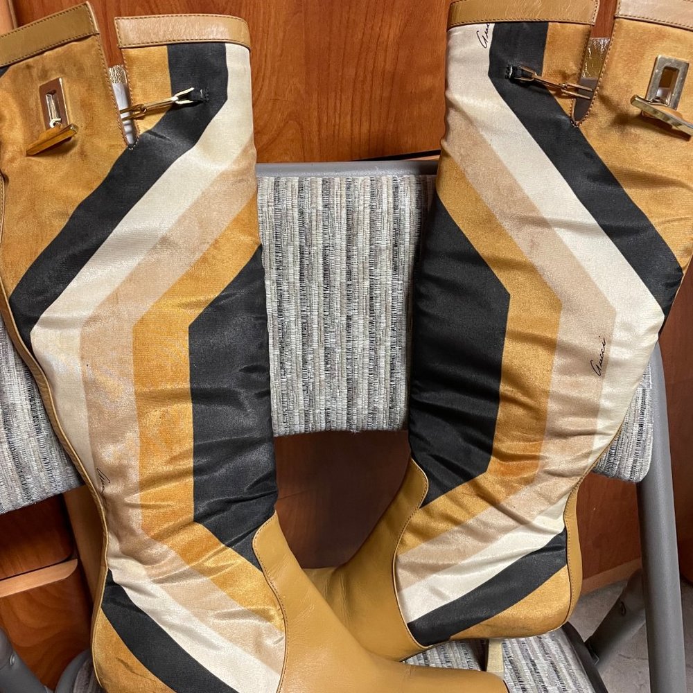 DOIR GOLD HEELS BOOTS 6.5